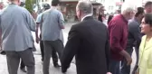 Bakan Özlü, Vatandaşlarla Bayramlaştı
