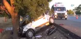 Karaman'da Hafif Ticari Araç Ağaca Çarptı: 1 Ölü, 3 Yaralı