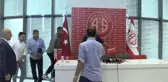 Vainqueur İçin İmza Töreni