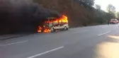 Servis Minibüsü Alev Alev Yandı