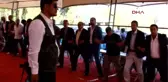 Van Aşiret Düğününde Geline 15 Kilo Altın Takıldı