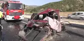 Minibüs ile Otomobil Çarpıştı: 1 Ölü, 7 Yaralı