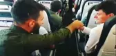 Uçakta Elden Ele Pilota Bilet Parası Gönderdiler