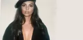 Ünlü Model Emily Ratajkowski, Fotoğrafına Photoshop Yapıldığını Görünce Çıldırdı