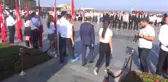 İzmir'de İlk Ders Zili Çaldı
