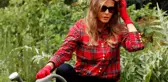 Melania Trump, Sebze Toplarken Giydiği Gömleğin Fiyatıyla Gündem Oldu