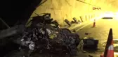 Antalya Otomobil Tünelde Bariyere Çarptı 2 Ölü, 1 Yaralı