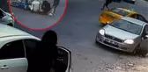 Motosikletli Çift Yaşlı Kadına Çarptı, O Anlar Kameraya Böyle Yansıdı