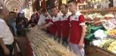 Tarihi Mısır Çarşısı'nda 10 Bin Kişilik Aşure İkramı