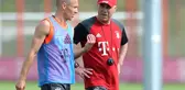 Bayern Münihli Robben, Ancelotti'yi Eleştirdi: Oğlumun Takımı Daha İyi Antrenman Yapıyordu