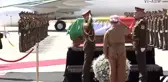 Barzani, Talabani'nin Naaşına Çelenk Bırakıp Önünde Saygı Duruşunda Bulundu