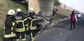Üst Geçidin Ayağına Çarparak Takla Atan Otomobilin Sürücüsü Ağır Yaralandı