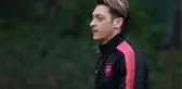Arsenal Efsanesi Robert Pires: Özil Bir Şeyler Kazanmak İsteyen Bir Savaşçı