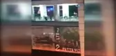 İntihar Etmeye Kalktılar, Vatandaş Tepki Gösterince Ortalık Savaş Alanına Döndü
