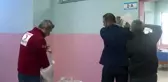 Siirt'te Bin Öğrenciye Giyim Yardımı