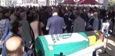 Ünlü Sanatçı Hakan Altun'un Babası Son Yolculuğuna Uğurlandı