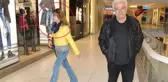 Serdar Gökhan, Kameraları Görünce Kaçan Eşine 