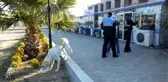 Burhaniye'de Belediye Ekipleri Makinesiz Yıkım Yaptı