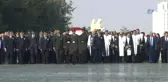 Polisler Ata'nın Huzurunda