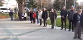 Yurtta Saat 9'u 5 Geçe Hayat Durdu...atatürk Saygıyla Anıldı