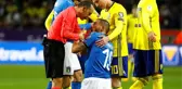 İtalya'da Gündem Cüneyt Çakır! İtalyan Futbolcu Bonucci: Burnumu Kırdılar, Oyundan Atmadı
