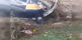 Otomobil Dereye Uçtu: 1 Yaralı