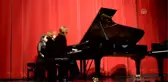 Piyanist Pekinel Kardeşler Konser Verdi