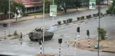 Ordu Yalanladı Ama Zimbabve'de Tanklar Başkentte, Cumhurbaşkanı Gözaltında