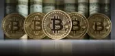 Bitcoin'den Yeni Rekor: İlk Defa 8200 Doların Üzerine Çıktı