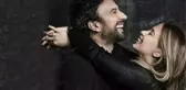 Tarkan, Romantikliği Arşa Çıkardı! Eşiyle Birlikte Klip Çekecek