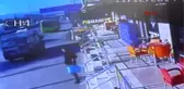 Kocaeli Hatalı Sollama Yapan Otomobil 3 Araca Çarptı 3 Yaralı