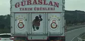 Galatasaraylı Gomis, Kamyonun Arkasına Fotoğrafını Yapıştıran Şoföre Teşekkür Etti