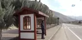 Amasya Evi Görünümündeki Otobüs Durağı Görenleri Şaşırtıyor