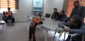 Hatay-Suriye'de Yaralanan Öğretim Görevlisi, İyileşip Çocukları Eğitmek İstiyor