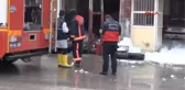 Malatya'da Otomobilin Lpg Tankı Patladı 3 Yaralı