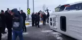 Konya-Öğrenci Servisi ile Yolcu Otobüsü Çarpıştı 18 Öğrenci Yaralı