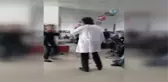 Doktor, Kanser Hastalarına Moral İçin Zeybek Oynadı