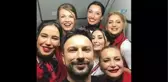 Tarkan'a Uçakta Yolculardan ve Hosteslerden Yoğun İlgi