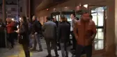 CHP'liler Beşiktaş Belediyesi Önünde Toplanmaya Başladı