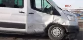 Kars'ta Yolcu Minibüsü ile Kamyonet Çarpıştı 3 Yaralı