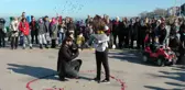 Şehir Merkezinde Evlenme Teklifi