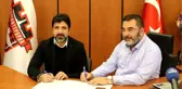 Oktay Derelioğlu Gaziantepspor İle Sözleşme İmzaladı