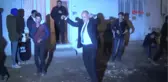 Afyonkarahisar 'Öldü' Söylentilerine Göbek Atarak Karşılık Verdi