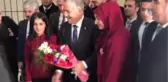 Bakan Arslan, Kağızmanlı Öğrencilere Karne Dağıttı