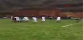 Sakarya Amatör Küme Maçında Saha Karıştı, İki Futbolcu Hastanelik Oldu