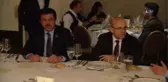 Şimşek ve Zeybekci Davos'ta İş Adamlarıyla Bir Araya Geldi