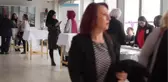 Ayağıyla Çizdiği Resimleri Paris'te Sergiledi - Paris