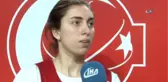 Ayşe Cora: 