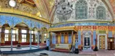 Bakanlıktan Topkapı Sarayı İçin Mini Etek ve Şort Uyarısı