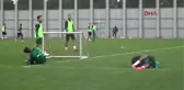 Bursaspor'da Shehu Sakatlığı Nedeniyle İdmanı Yarıda Bıraktı